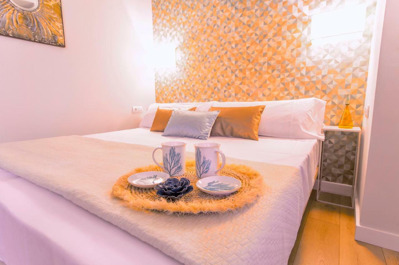 Apartamento Malaga Beach Экстерьер фото