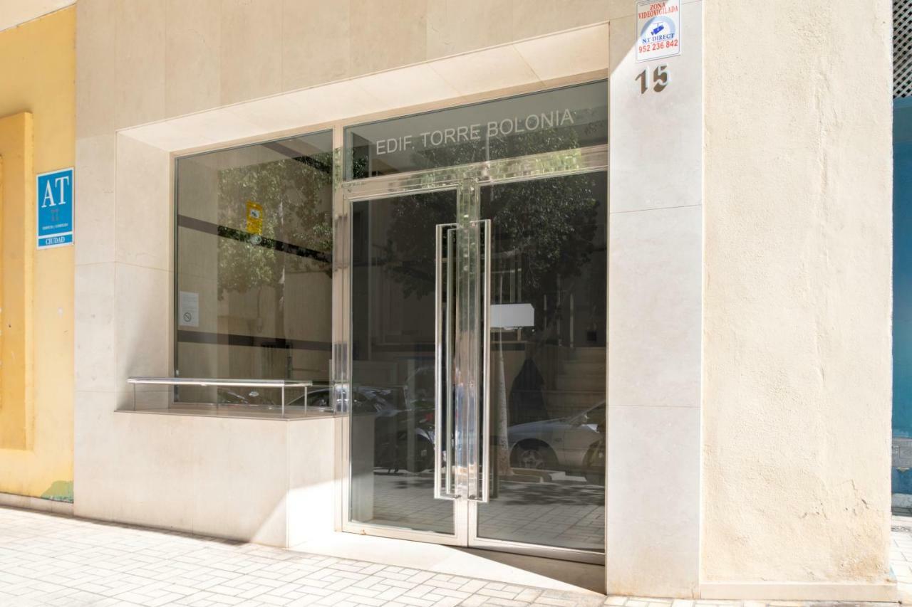 Apartamento Malaga Beach Экстерьер фото
